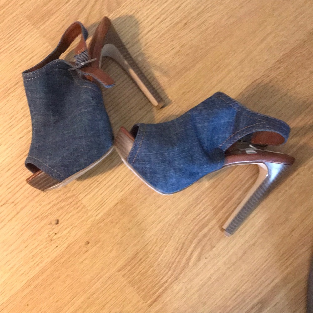Cute heels 👠